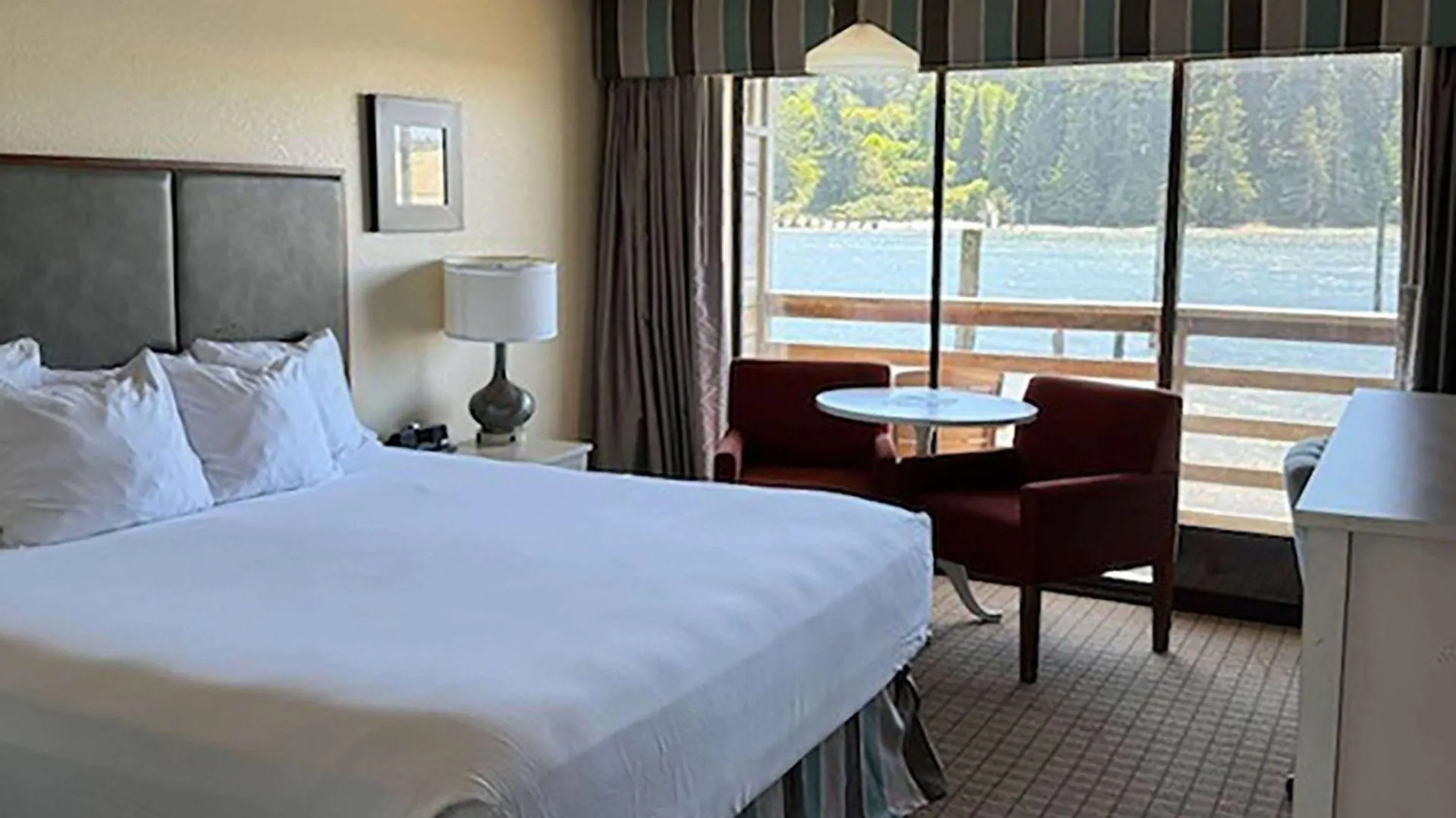 4 Smart 4-Star Hotels on the Oregon Coast Worth Booking