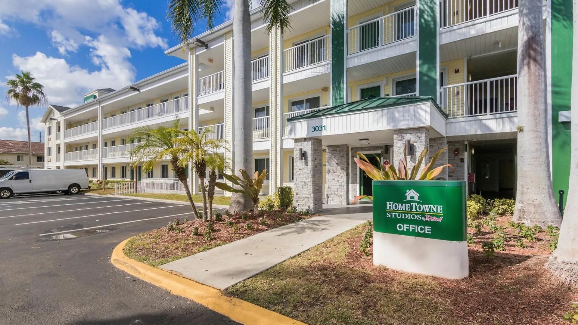 14 Airport Hotels Near Museum of Discovery and Science Fort Lauderdale